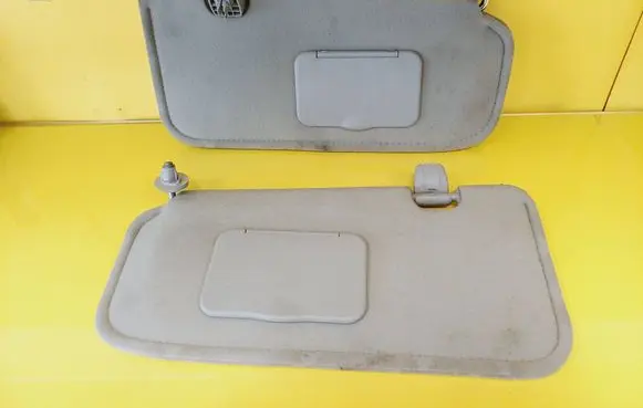 Ford Maverick Sun visor