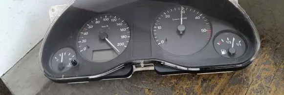 Volkswagen Sharan Speedometer (instrument cluster) F5RF10A855A P64GA 7m0919862h