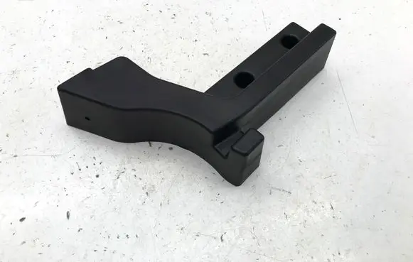 MG ZS Bracket in trunk/boot 10453056
