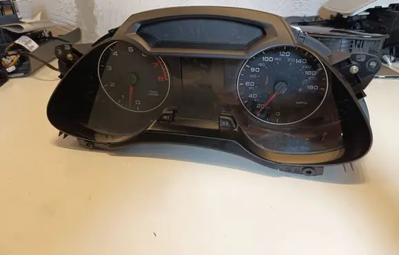 Audi A4 S4 B8 8K Speedometer (instrument cluster) 8K0920981B