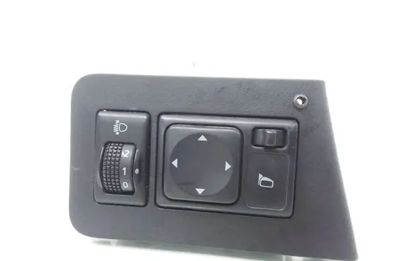 Nissan NV200 Wing mirror switch 68485BJ06A