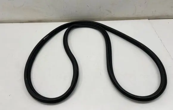 Ford Fiesta Trunk rubber seal (body) 