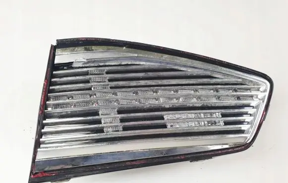 Volkswagen PASSAT B8 Tailgate rear/tail lights 3g9945307
