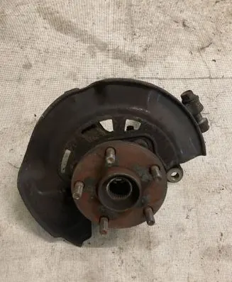 Toyota Verso Front wheel hub spindle knuckle
