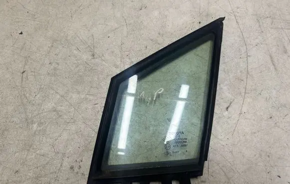 Toyota Corolla Verso AR10 Front door window glass four-door 43R00097