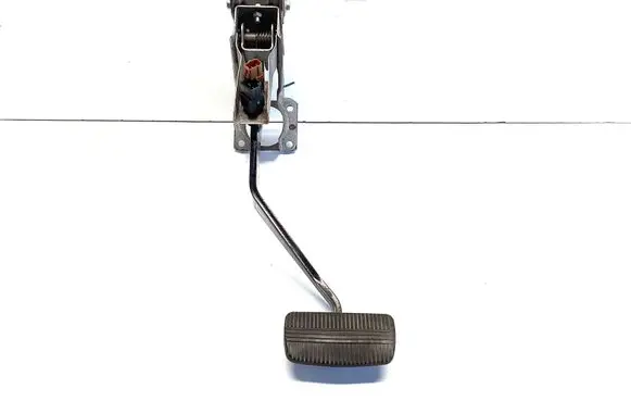 Nissan Navara D23 Brake pedal 5Z102227