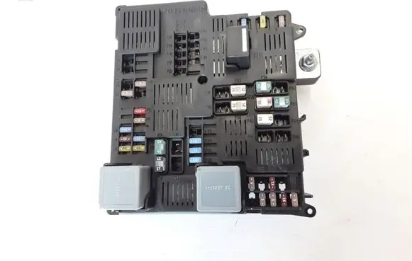 Volvo XC90 Fuse module 31473771