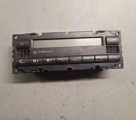 Volkswagen PASSAT B5.5 Climate control unit 3B1907044K 412206017001