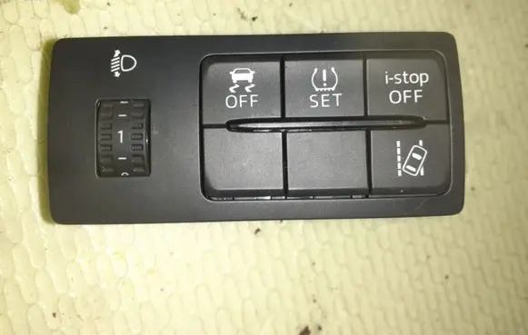 Traction control (ASR) switch