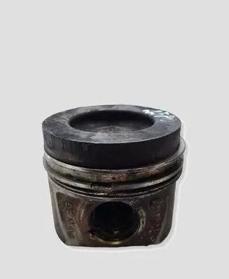 Volkswagen Golf VI Piston CAY