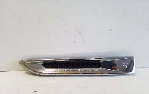Jaguar XE Fender grill GX7M280B11AA