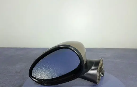 Fiat 500 Front door electric wing mirror