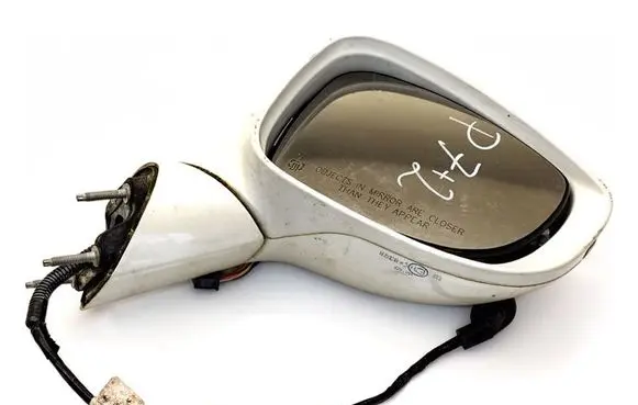 Chrysler Pacifica Front door electric wing mirror