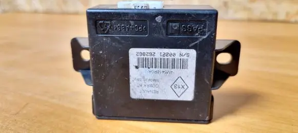 Renault Megane III Alarm control unit/module 4m5418r0a