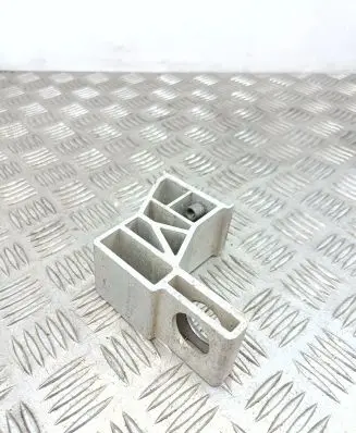 Mercedes-Benz E W213 Radiator mount bracket A2135010620