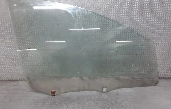 Mitsubishi Grandis Front door window glass four-door