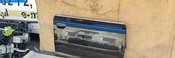Audi A6 S6 C6 4F Front door