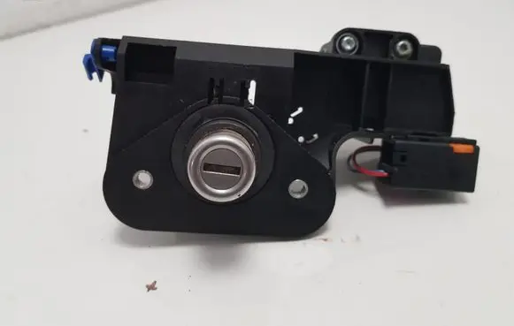 Opel Corsa C Tailgate/trunk/boot exterior handle 90534783 09183495 32505603