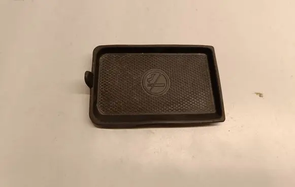 Mercedes-Benz E A207 Glove box pad A2073160170