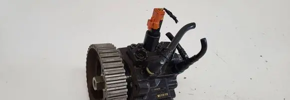 Citroen C5 Fuel injection high pressure pump 0445010046 11133550316