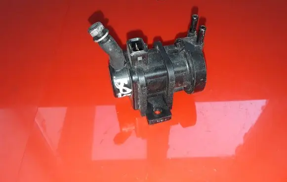 Suzuki Grand Vitara II Vacuum valve 09128022
