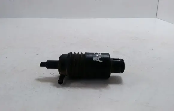 Audi A6 S6 C4 4A Windscreen/windshield washer pump 4A0955651