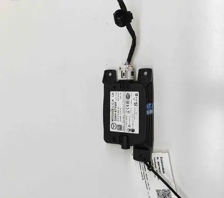 Mazda 2 Blind spot module 6PZ012692 D24H67Y90F