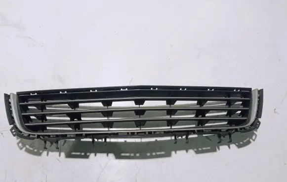 Opel Astra H Front bumper lower grill 94703115 374339703 45599821