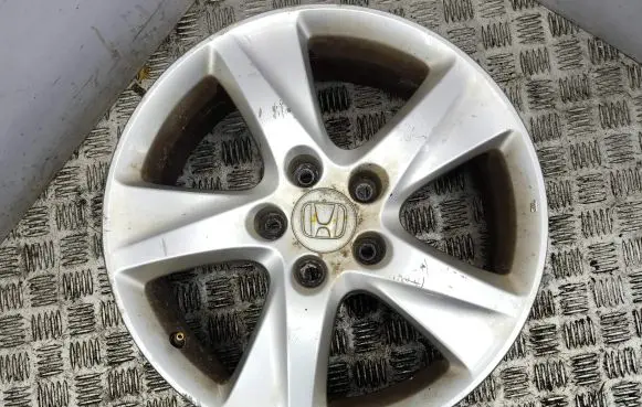 Honda Accord R17 alloy rim 