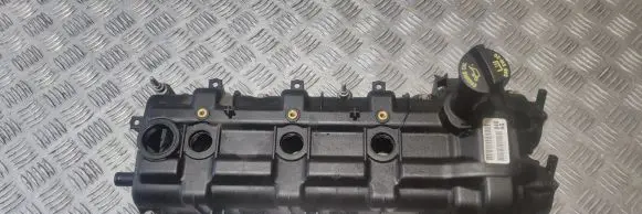 Dodge Durango Rocker cam cover 05184069