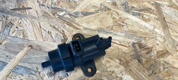 Ford Connect Turbo solenoid valve 98AB9E882