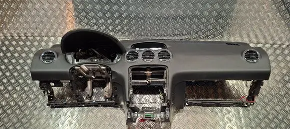Peugeot 308 Dashboard S25071417