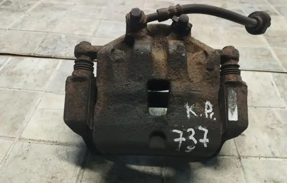 Opel Insignia A Front brake caliper