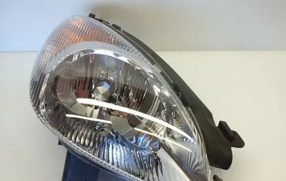 Citroen Xsara Picasso Headlight/headlamp E902HCRPL02A011A 5211
