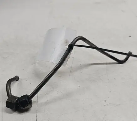 Volvo V70 Fuel injector supply line/pipe 