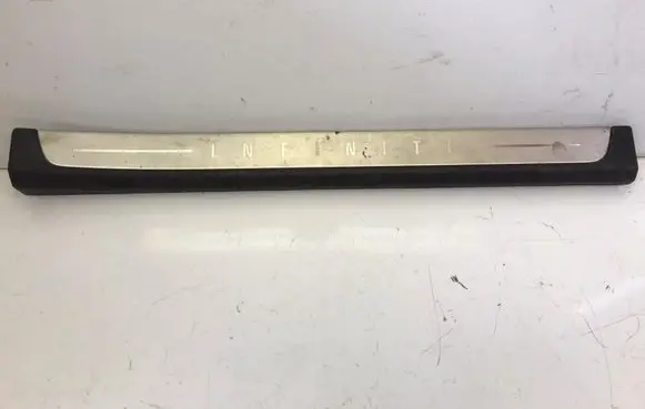 Infiniti FX Side skirt front trim 76895CG000