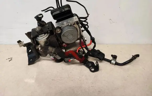 Lexus UX ABS Pump 11304041350 8954176050