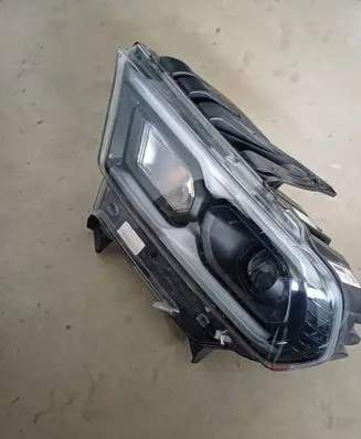 Dodge Durango Headlight/headlamp 68433779AF