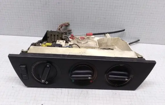 Audi A6 S6 C4 4A Climate control unit