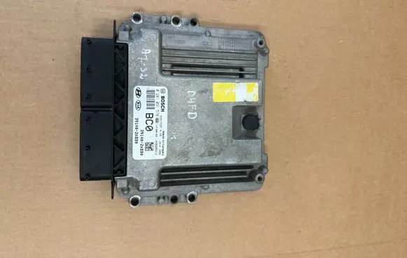 Hyundai Tucson TL Engine control unit/module 0281031578 391402ABB0