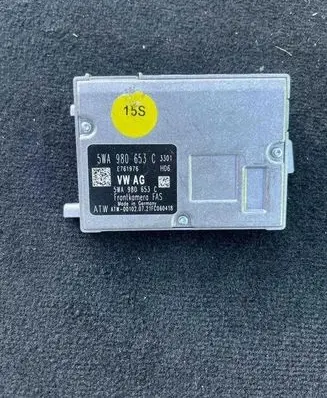 Windshield/windscreen camera