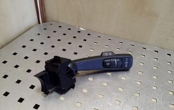 Volvo V50 Wiper control stalk 17D770