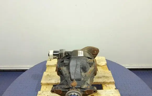BMW M5 Rear differential 7856928