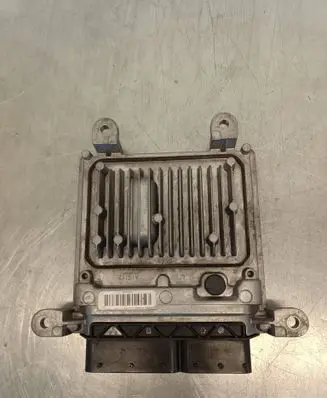 Mercedes-Benz CLS C218 X218 Engine control unit/module A6519007500 28336101 A0064461540