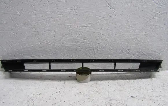 Hyundai i30 Front bumper lower grill 86561G4AA0
