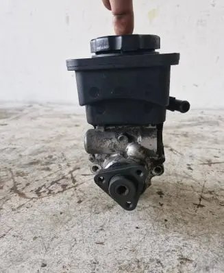 BMW 3 E46 Power steering pump
