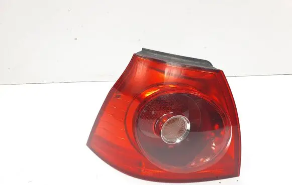 Volkswagen Golf V Rear/tail lights 1K6945095N