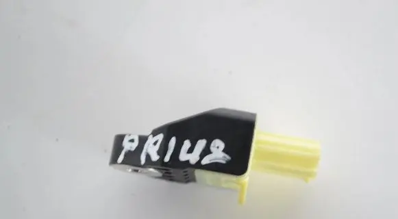 Toyota Prius (XW30) Airbag deployment crash/impact sensor 8983175010