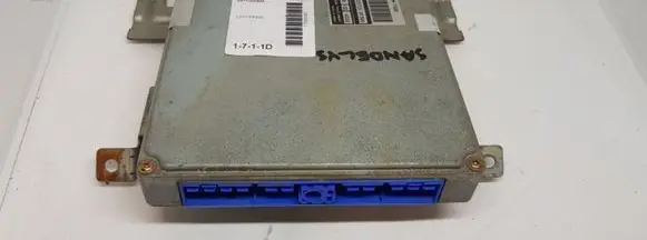 Nissan Terrano Engine control unit/module 237100F300 MECMT930