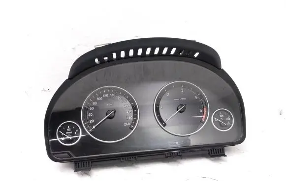 BMW 5 F10 F11 Speedometer (instrument cluster) 9249345 2119956